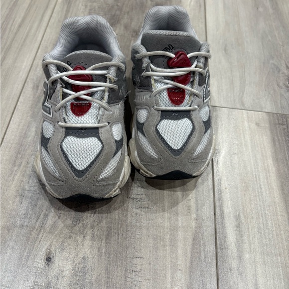 Toddler new balance shoes US size 7 - Picture 1 of 8